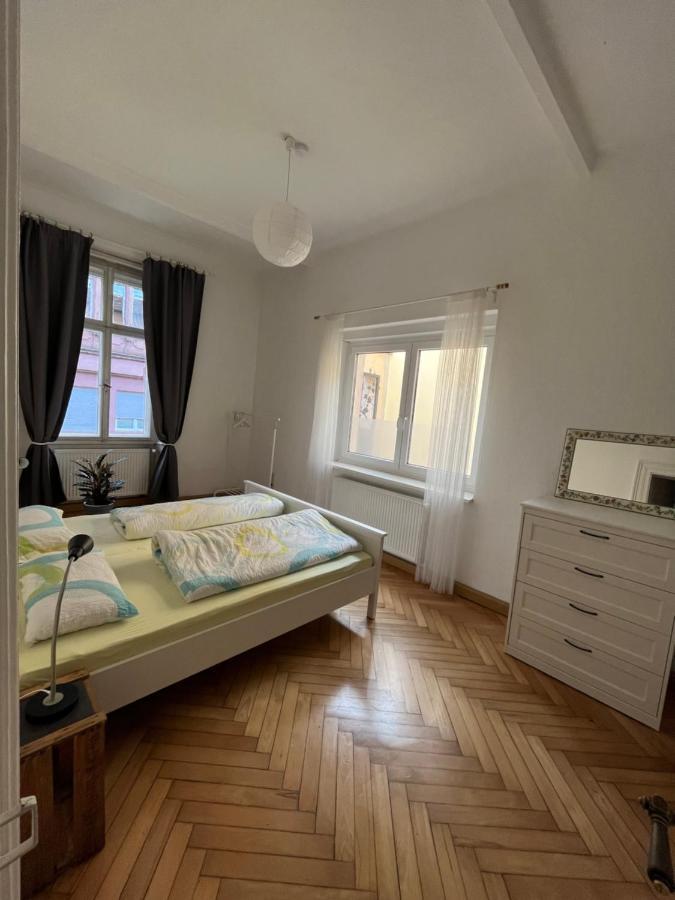 Haus Mittendrin Neustadt an der Weinstraße Екстериор снимка